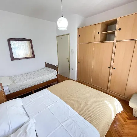 Leonarda Apartamento *