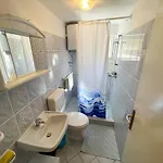 Leonarda Apartmán Jadranovo