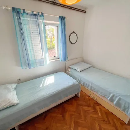 Apartment Leonarda Jadranovo